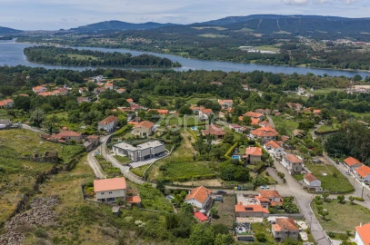 Terreno para Venda em Loivo