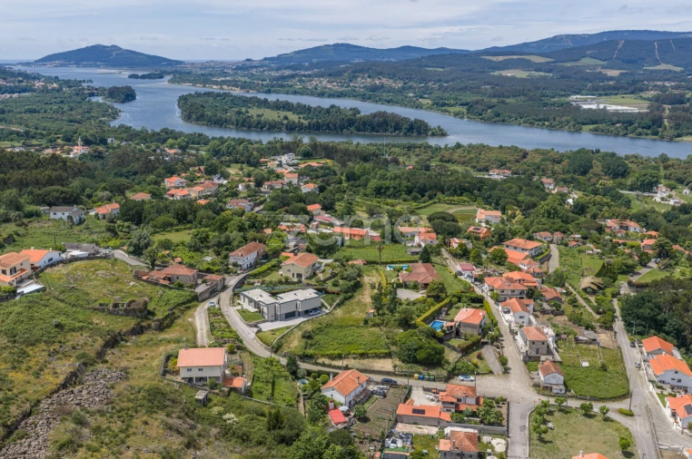 Terreno para Venda em Loivo Foto 9