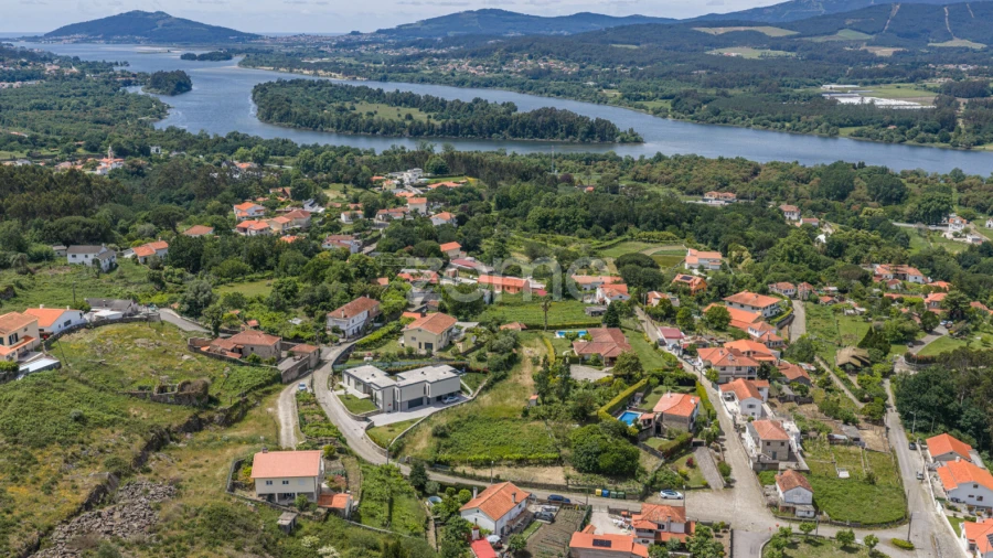 Terreno para Venda em Loivo