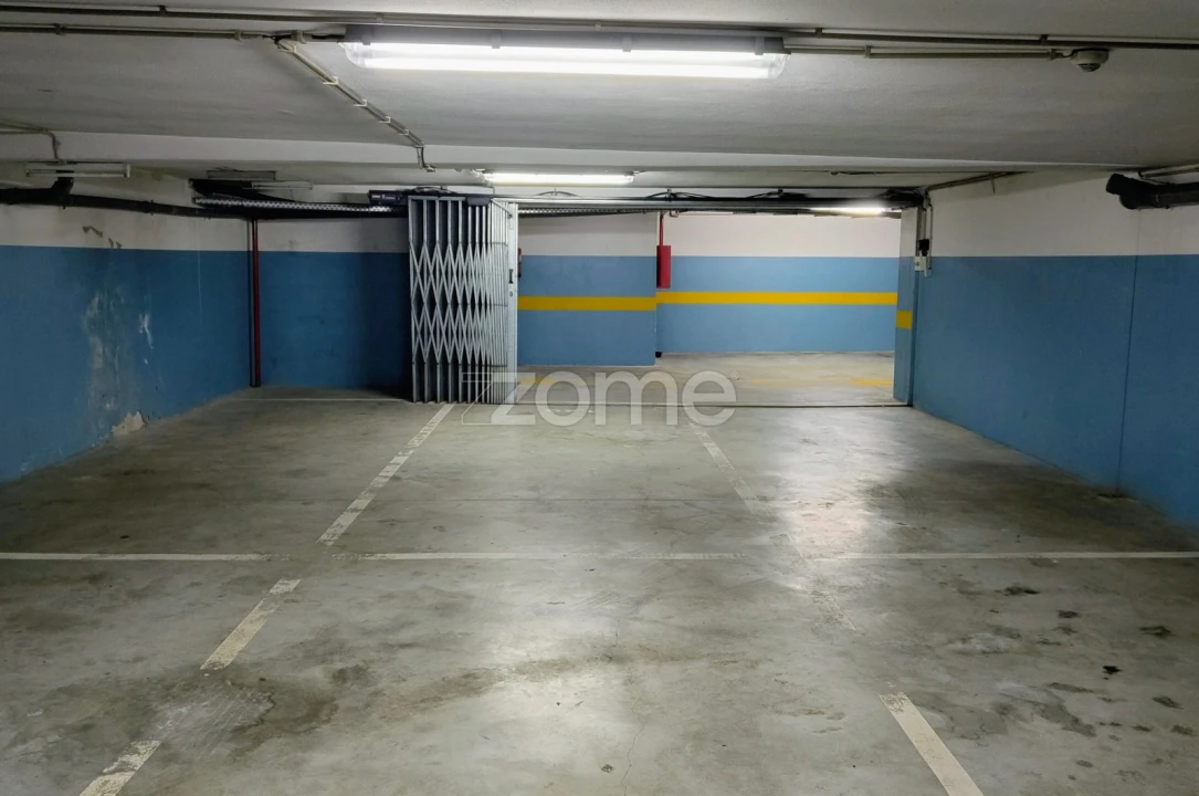 Garagem para Arrendamento em Cidade da Maia Foto 7