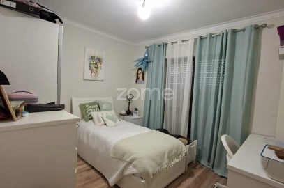 Apartamento T3 para Venda em Arganil