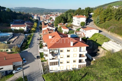 Apartamento T3 para Venda em Arganil