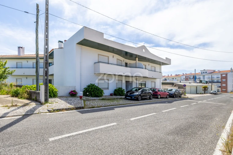 Apartamento T3 para Venda em Marinha Grande Foto 30