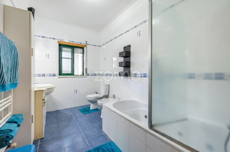 Apartamento T3 para Venda em Marinha Grande Foto 16