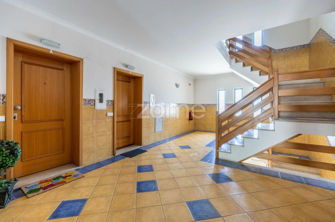 Apartamento T3 para Venda em Marinha Grande Foto 4