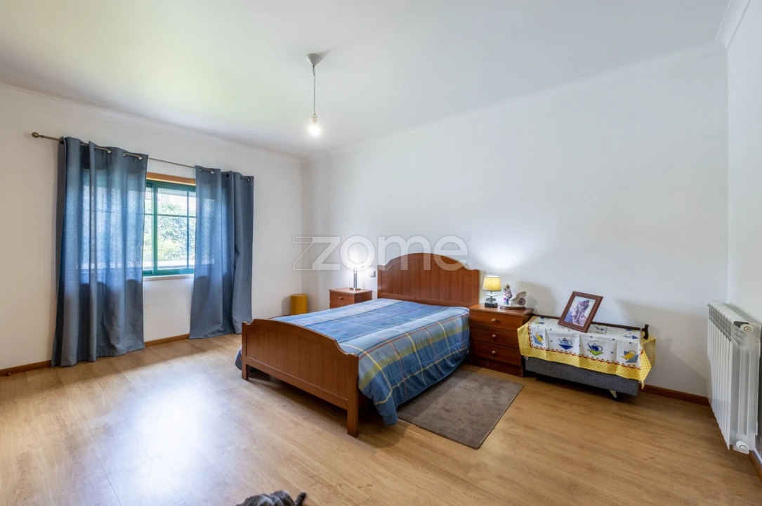 Apartamento T3 para Venda em Marinha Grande Foto 21