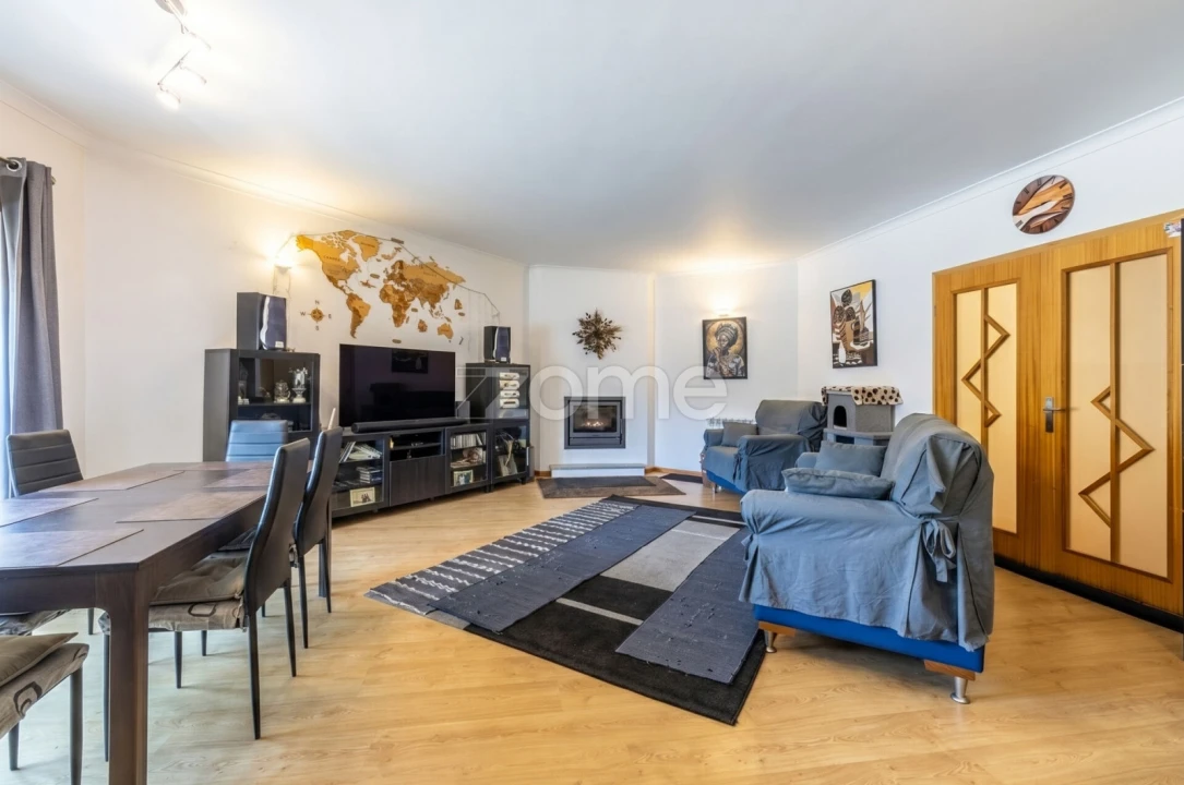 Apartamento T3 para Venda em Marinha Grande Foto 8