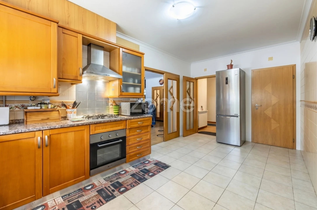 Apartamento T3 para Venda em Marinha Grande Foto 13