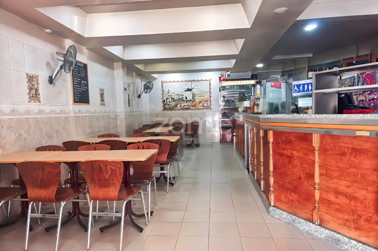 Negócio para Venda em Odivelas Foto 4