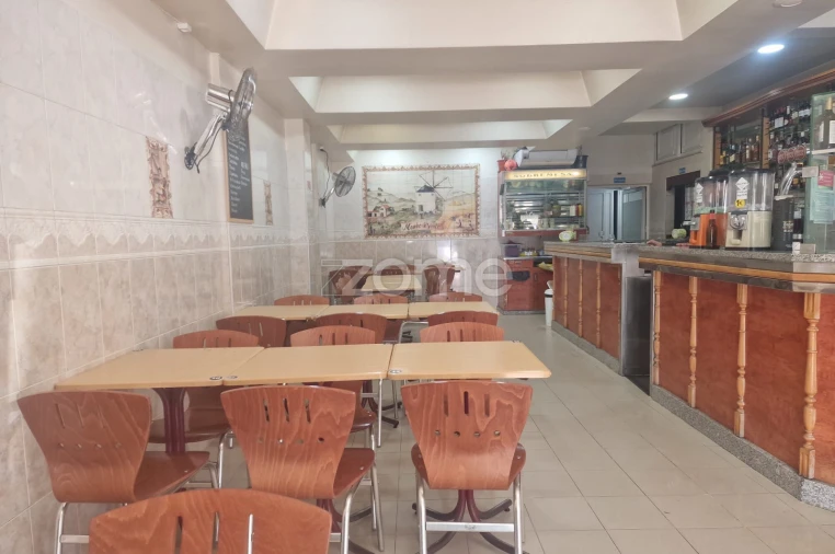 Negócio para Venda em Odivelas Foto 7