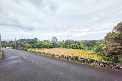 Terreno para Venda em Santa Luzia