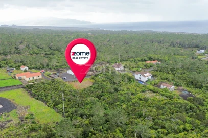 Terreno para Venda em Santa Luzia