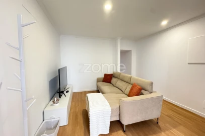 Moradia T2 para Venda em Ponta Delgada (São José)