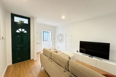 Moradia T2 para Venda em Ponta Delgada (São José)