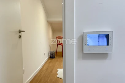 Moradia T2 para Venda em Ponta Delgada (São José)