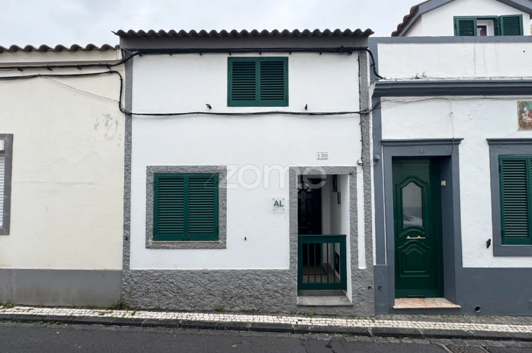 Moradia T2 para Venda em Ponta Delgada (São José) Foto 2