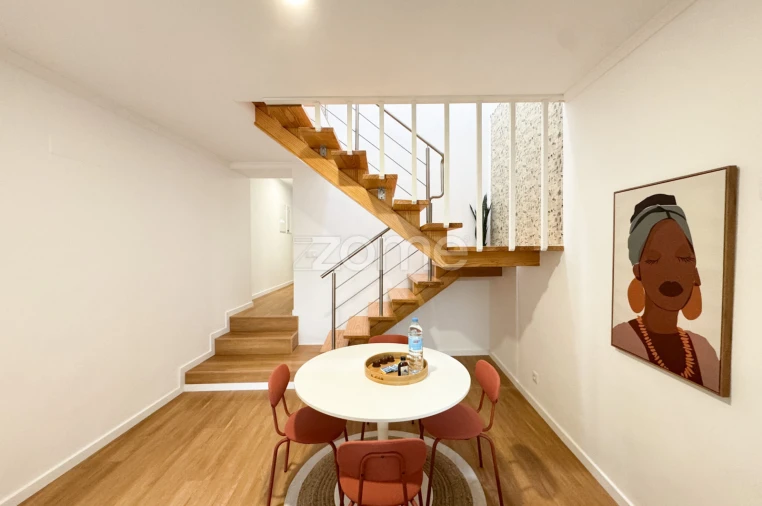 Moradia T2 para Venda em Ponta Delgada (São José) Foto 7