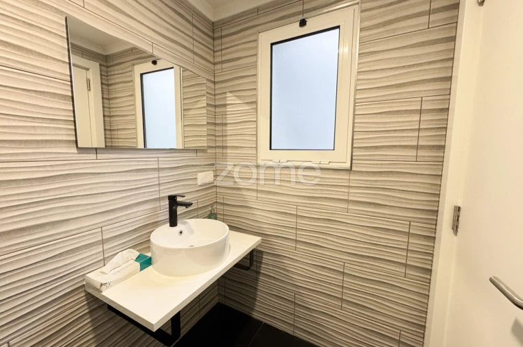 Moradia T2 para Venda em Ponta Delgada (São José) Foto 14