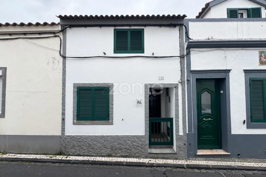 Moradia T2 para Venda em Ponta Delgada (São José) Foto 2