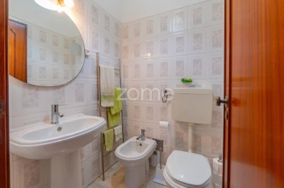 Apartamento T3 para Venda em Seixal, Arrentela e Aldeia de Paio Pires