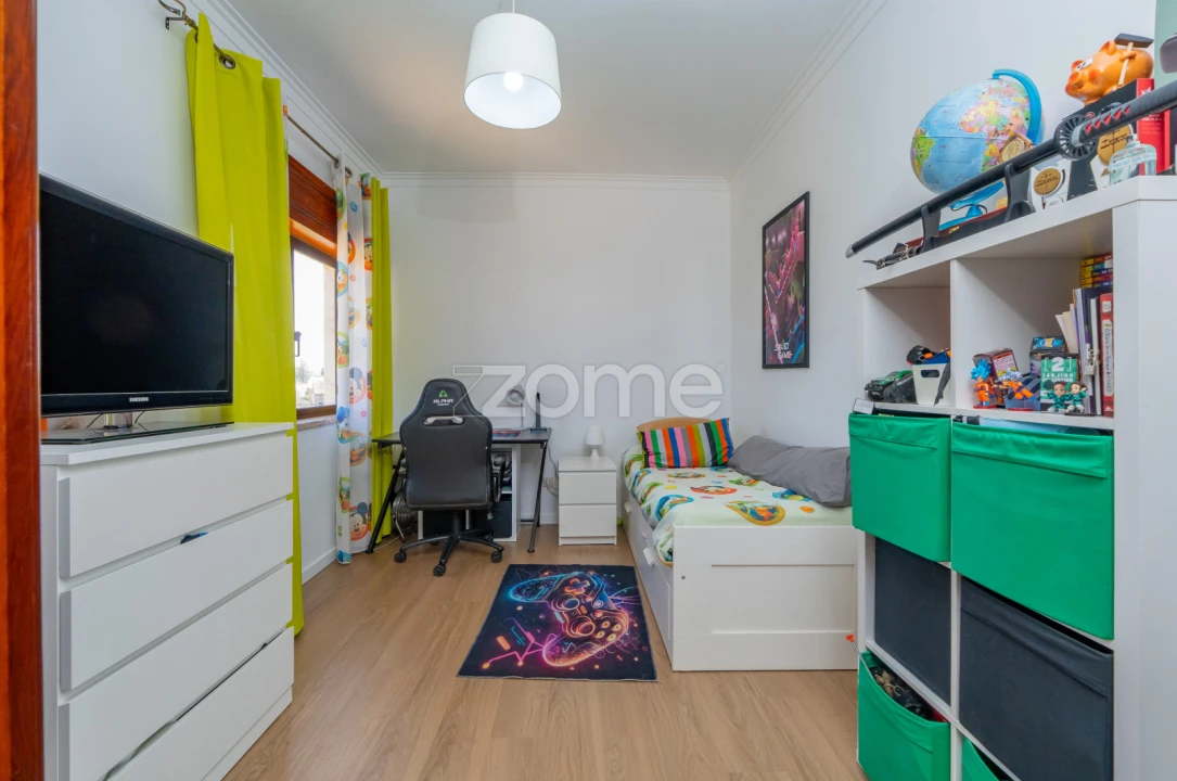 Apartamento T3 para Venda em Seixal, Arrentela e Aldeia de Paio Pires Foto 16