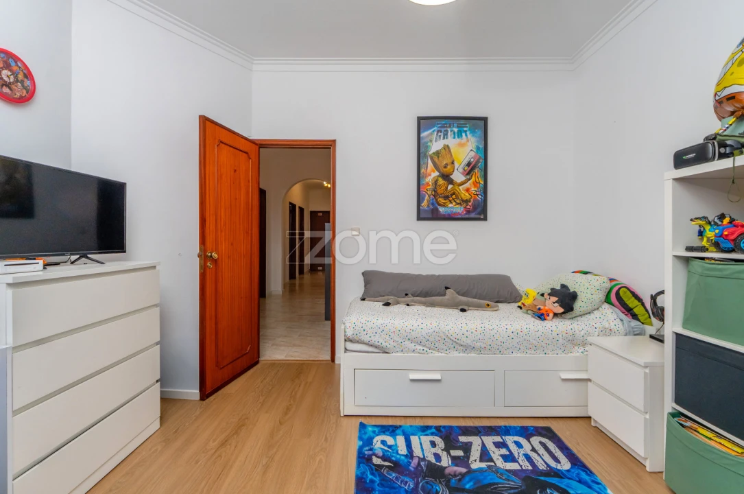 Apartamento T3 para Venda em Seixal, Arrentela e Aldeia de Paio Pires Foto 14