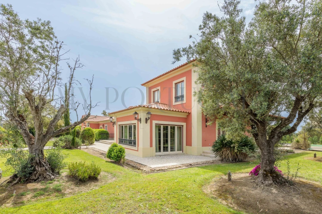 Moradia T4 para Venda em Santo Estêvão Foto 10