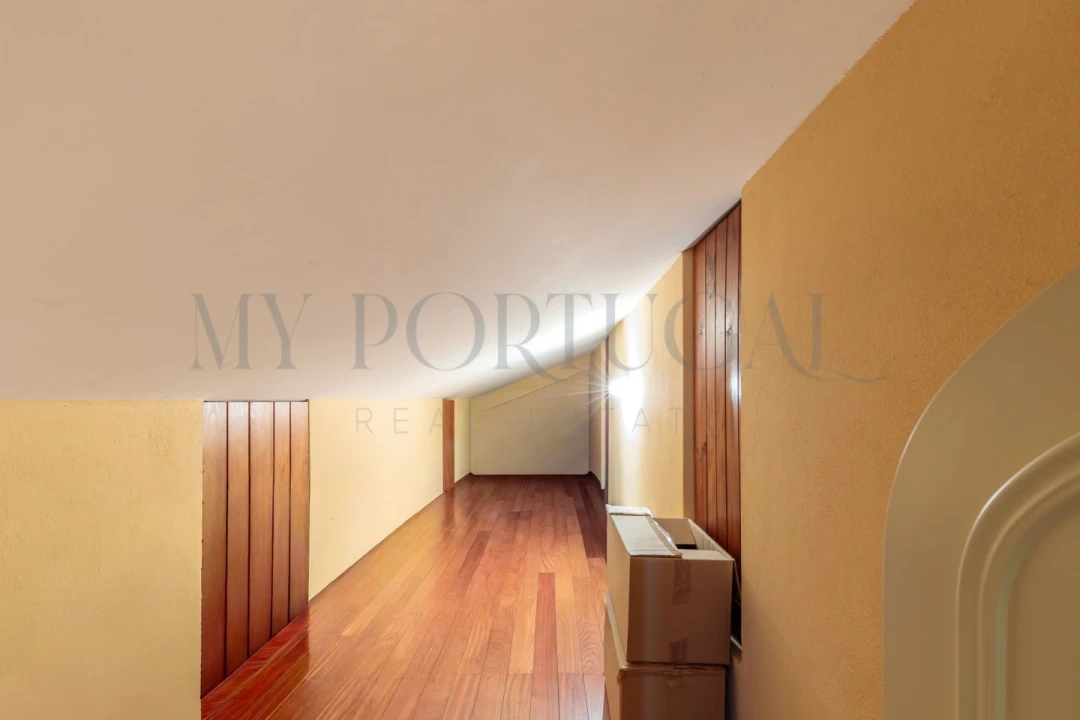 Moradia T4 para Venda em Santo Estêvão Foto 45