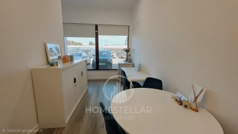 Loja para Arrendamento em Pinhal Novo