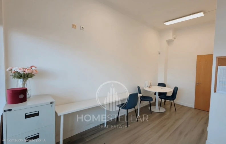 Loja para Arrendamento em Pinhal Novo Foto 13