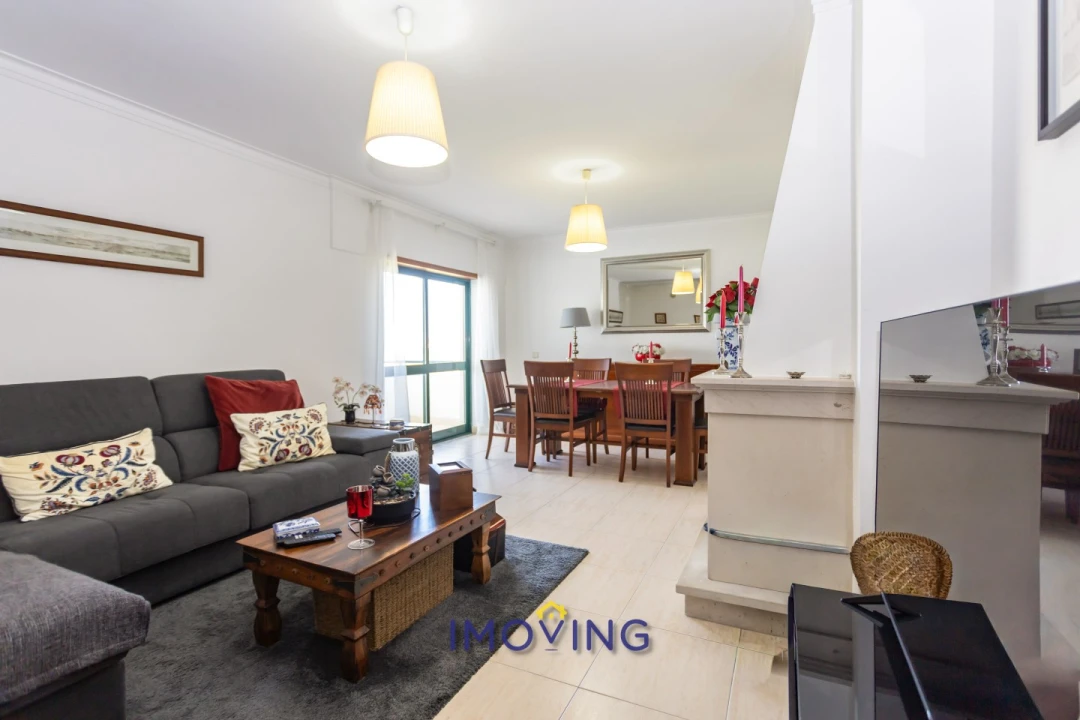 Apartamento T2 para Venda em Barreiro e Lavradio Foto 2