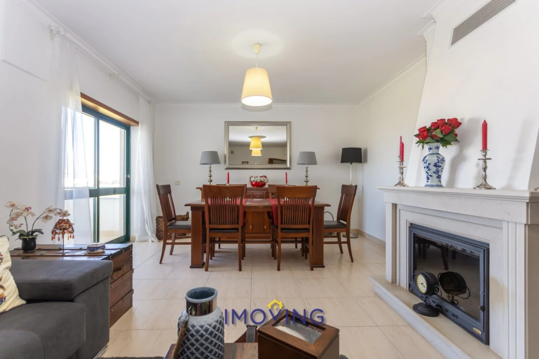 Apartamento T2 para Venda em Barreiro e Lavradio Foto 3