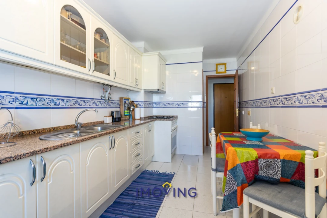 Apartamento T2 para Venda em Barreiro e Lavradio Foto 12