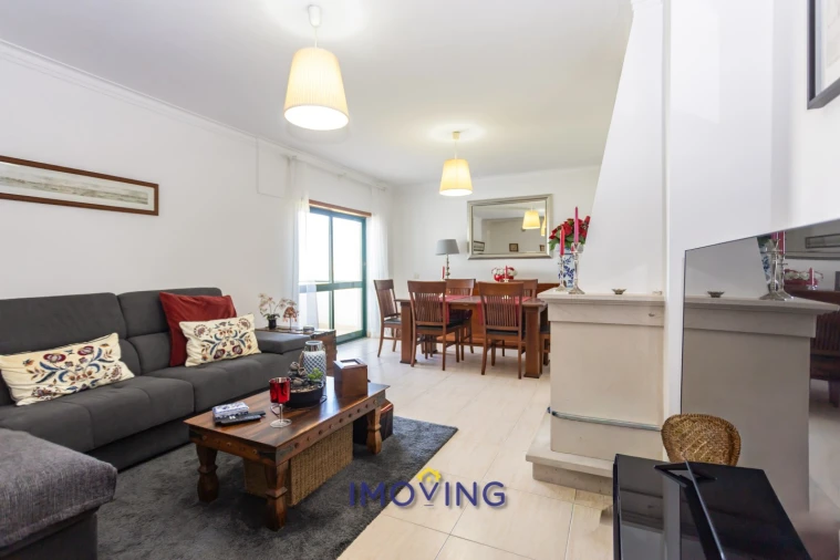 Apartamento T2 para Venda em Barreiro e Lavradio Foto 2