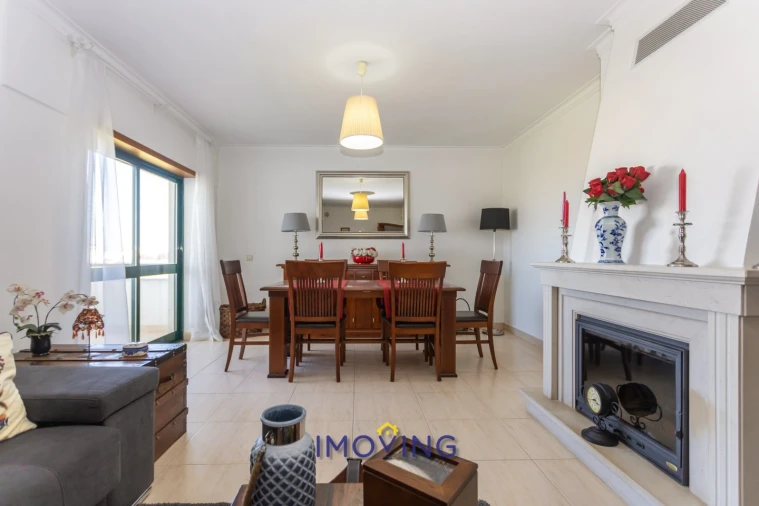 Apartamento T2 para Venda em Barreiro e Lavradio Foto 3