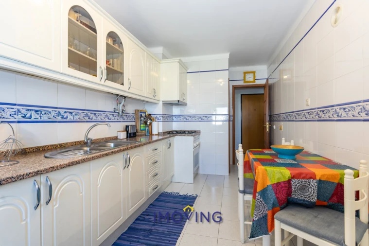Apartamento T2 para Venda em Barreiro e Lavradio Foto 12