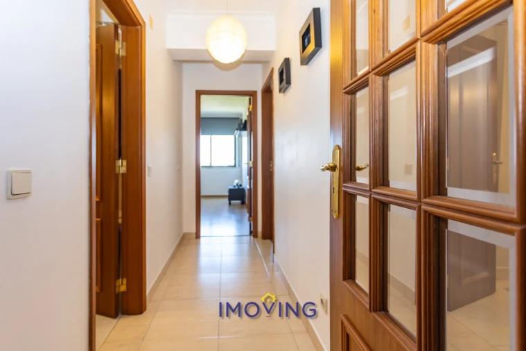 Apartamento T2 para Venda em Barreiro e Lavradio Foto 18