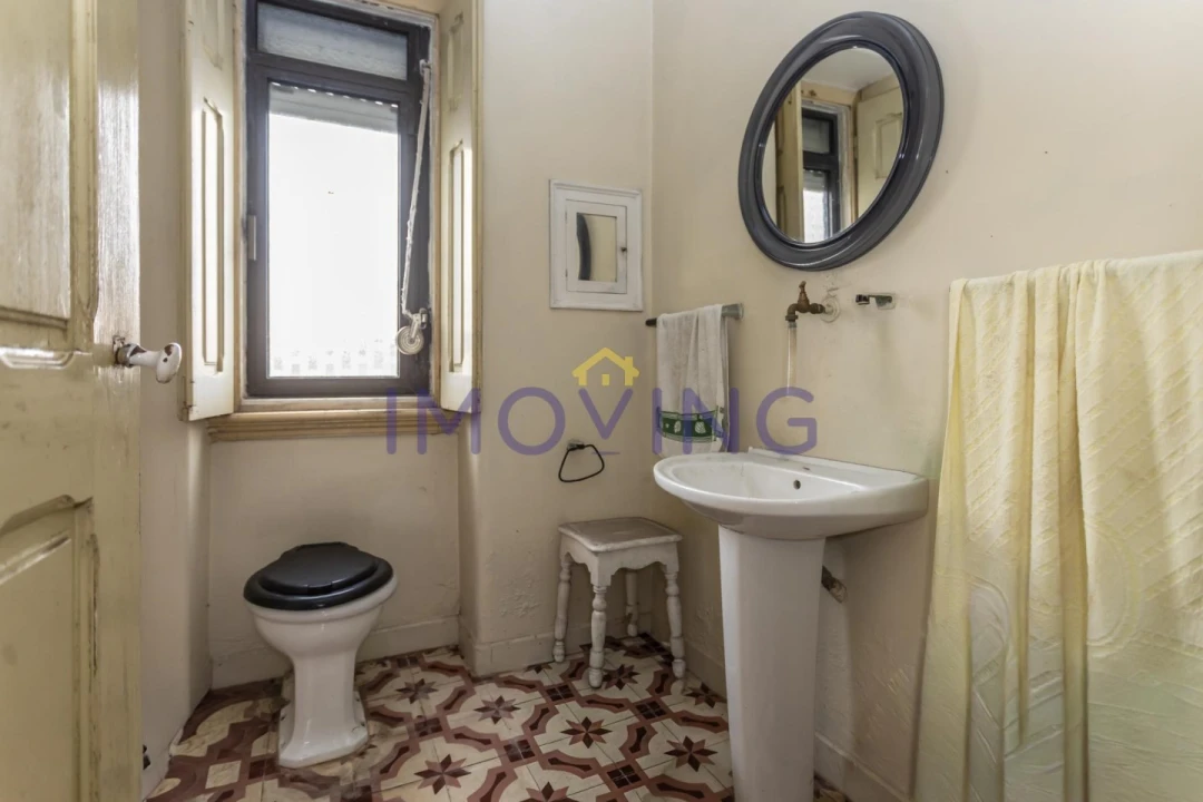 Prédio para Venda em Barreiro e Lavradio Foto 9