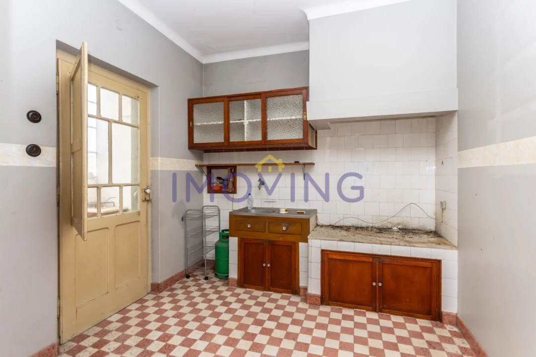 Prédio para Venda em Barreiro e Lavradio Foto 21