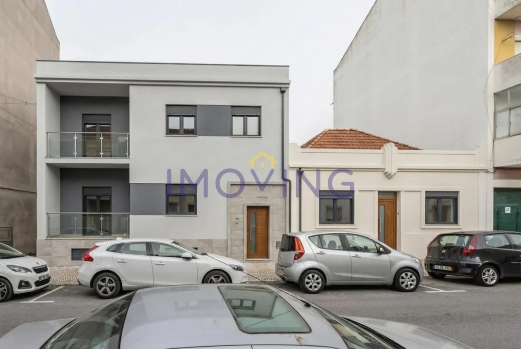 Prédio para Venda em Barreiro e Lavradio Foto 48