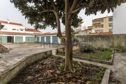 Prédio para Venda em Barreiro e Lavradio