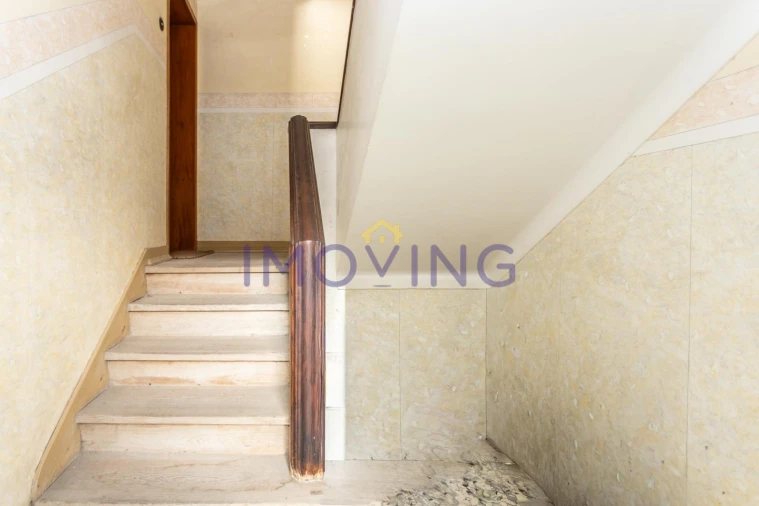 Prédio para Venda em Barreiro e Lavradio Foto 16