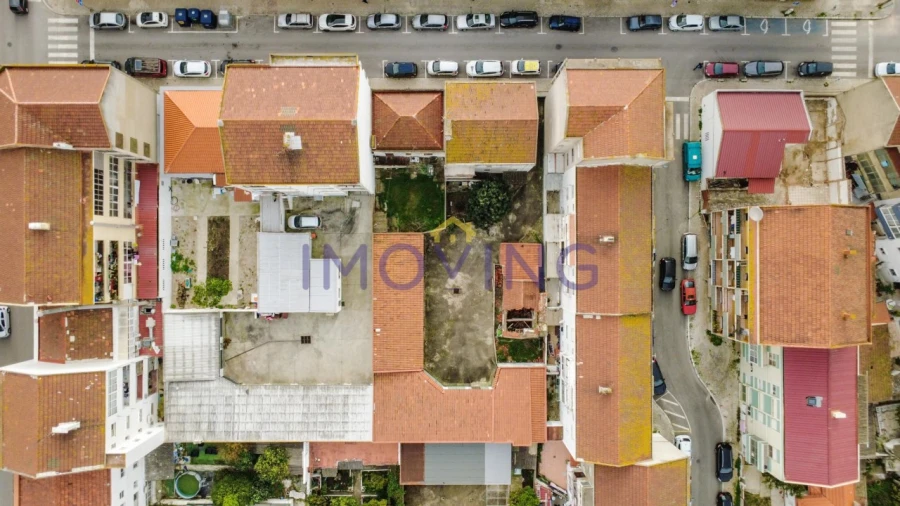 Prédio para Venda em Barreiro e Lavradio Foto 42