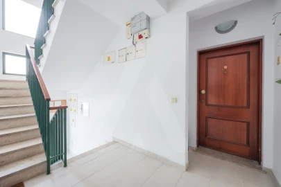 Apartamento T3 para Venda em Esgueira