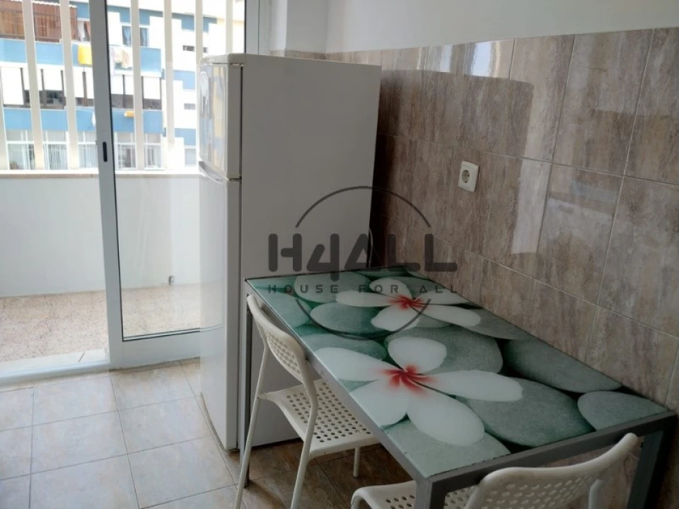 Apartamento T2 para Arrendamento em Amora Foto 2