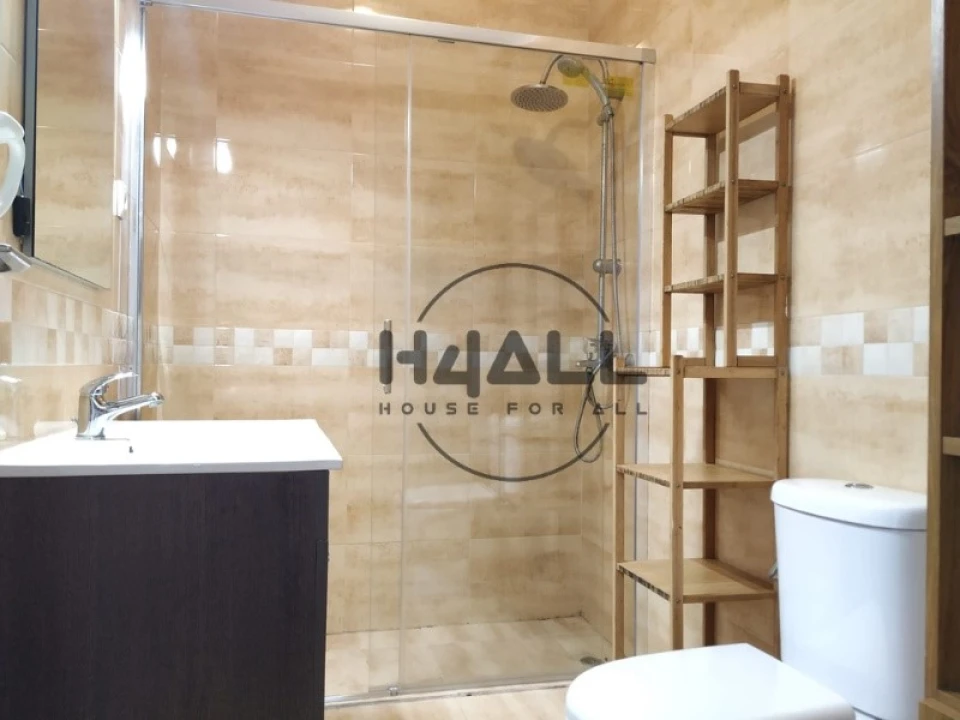 Apartamento T2 para Arrendamento em Amora Foto 14