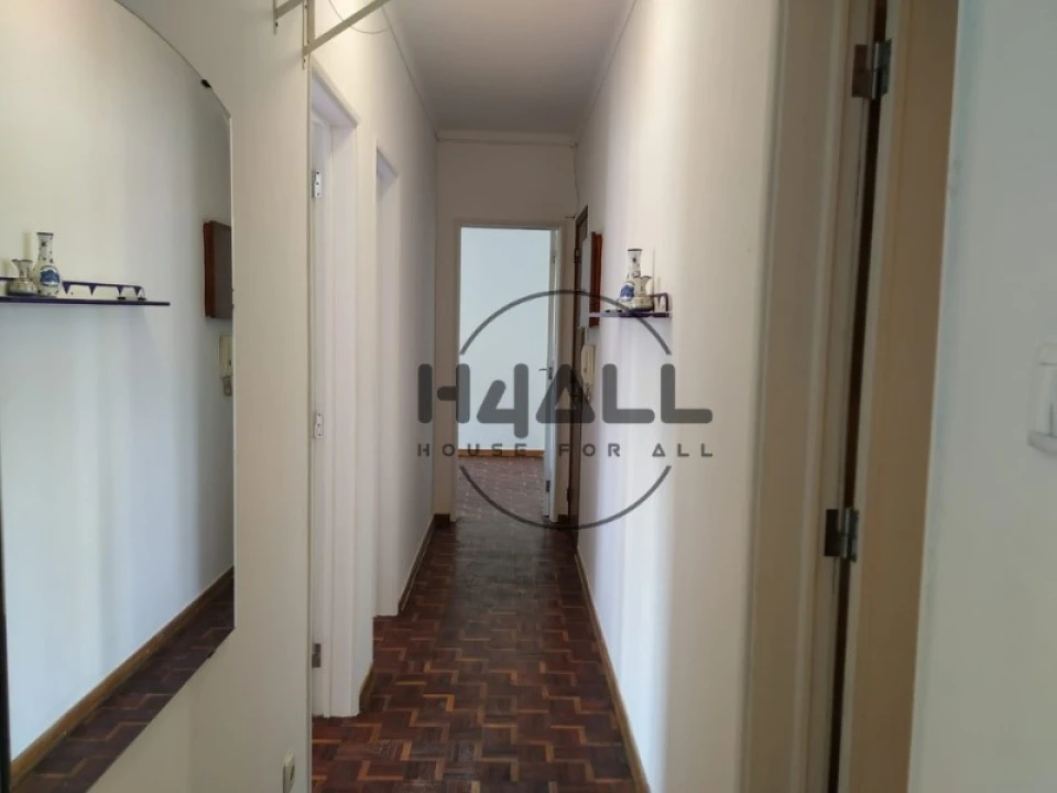 Apartamento T2 para Arrendamento em Amora Foto 16
