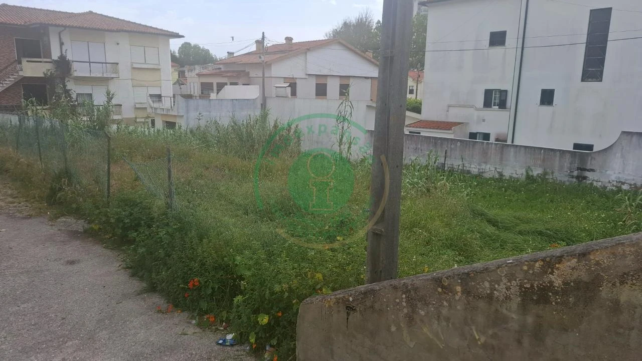 Terreno para Venda em Buarcos Foto 11