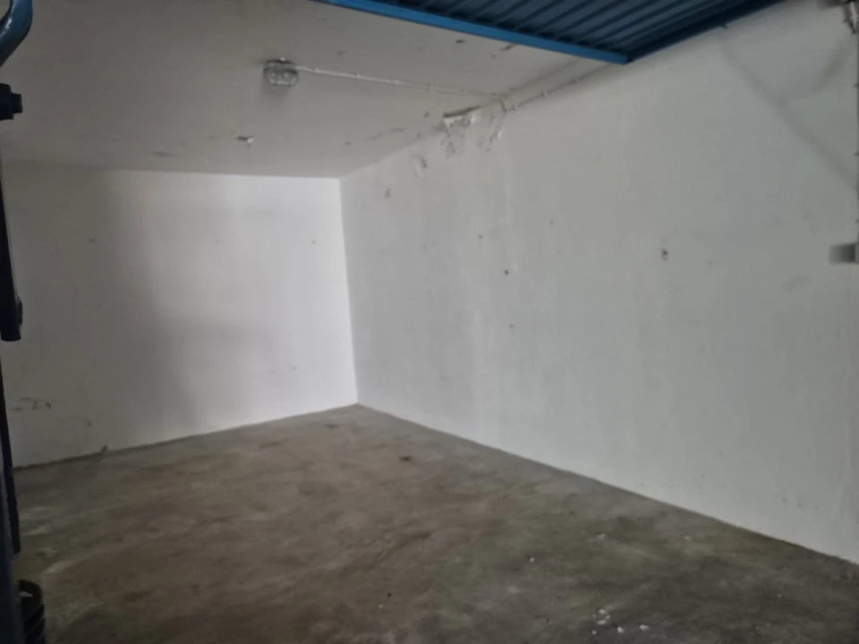 Garagem para Arrendamento em Buarcos Foto 5