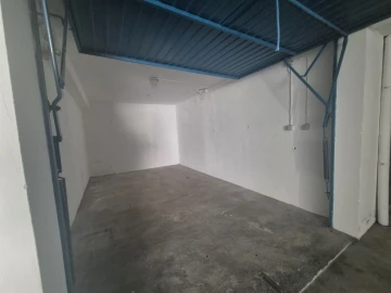 Garagem para Arrendamento em Buarcos
